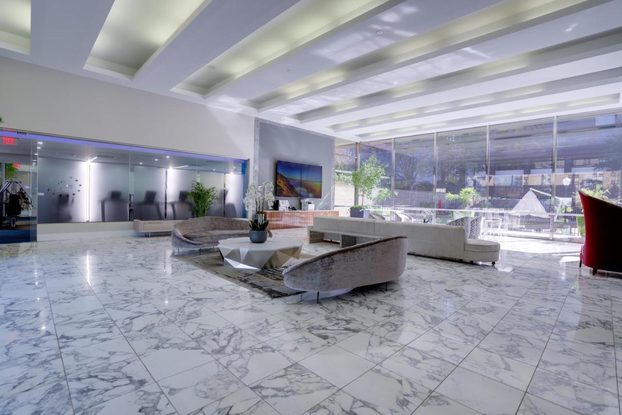 Elegance In Crystal - Amazing With Gym Apartment *