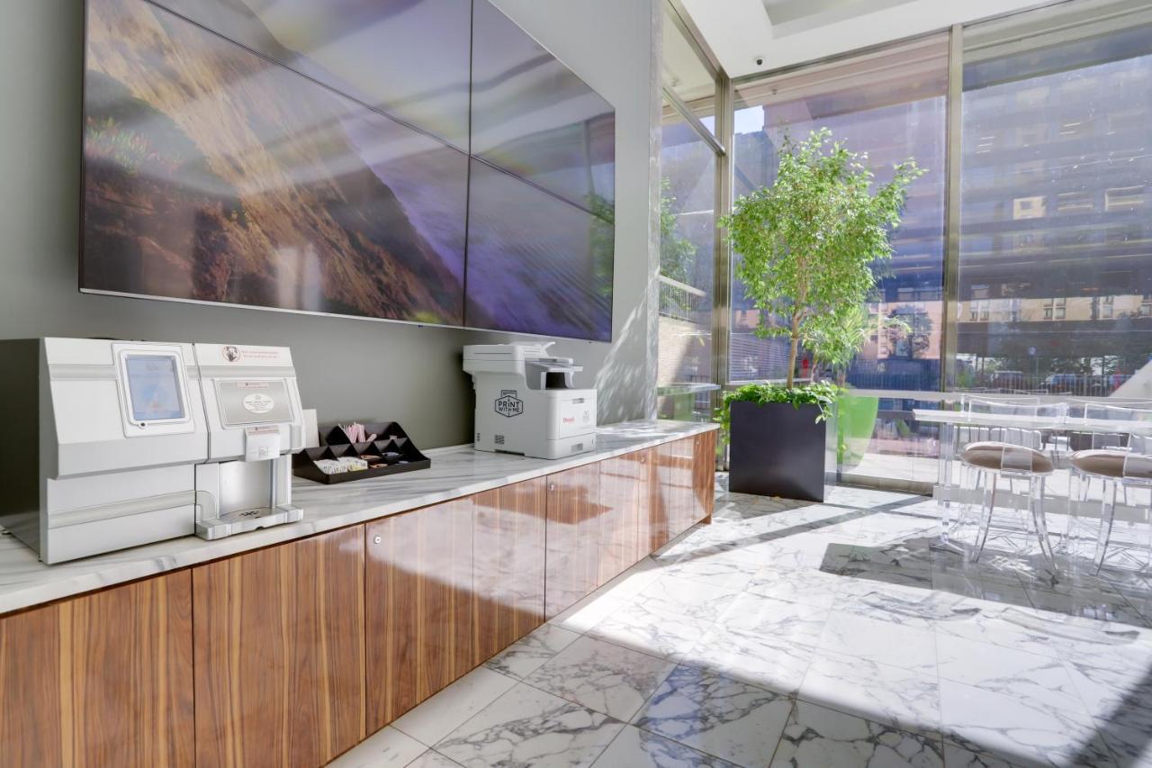 Elegance In Crystal - Amazing With Gym Apartment Arlington